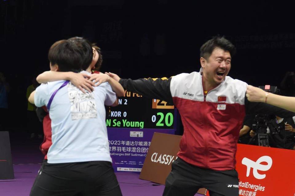 韩国队横扫印度队，石宇奇关键制胜